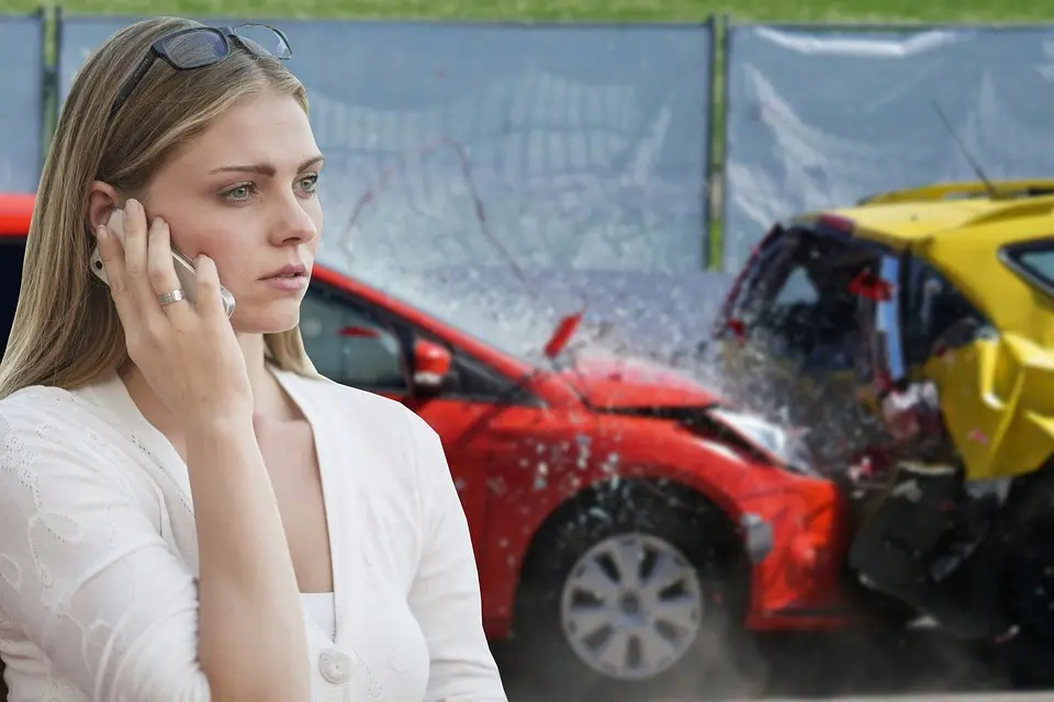 Vehicle accident illustrating the importance of adequate insurance coverage